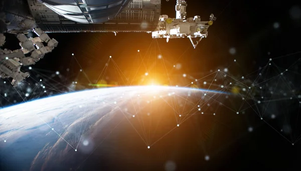 Satellites sending datas exchanges and connections system over t — Stock Photo, Image