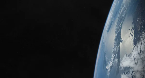 Dünya gezegeni görünümü bir gündoğumu sırasında atmosfer ile yakın yukarı 3 — Stok fotoğraf