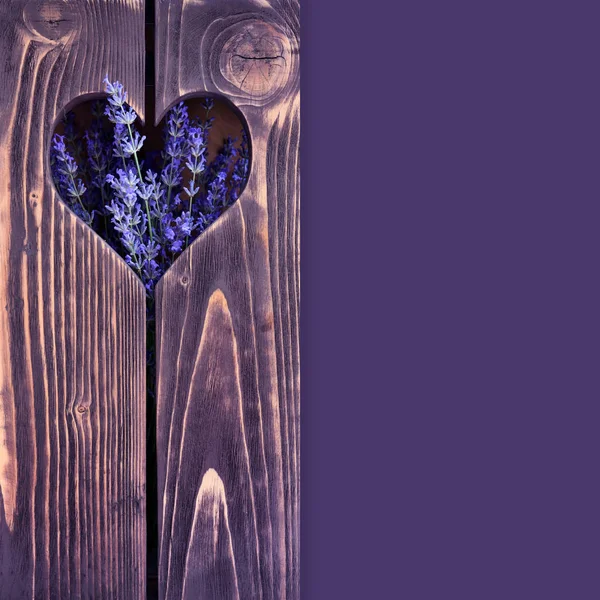 Wooden Background Heart Flowers Lavender Space Your Text — Stock Photo, Image