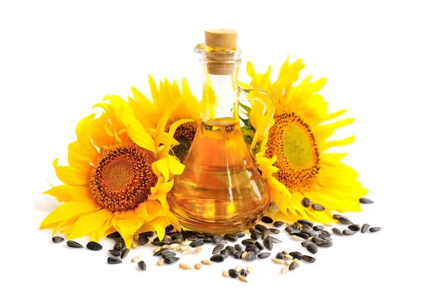 Ayçiçek yağı ile çiçek ve tohum beyaz arka plan üzerinde tarafından