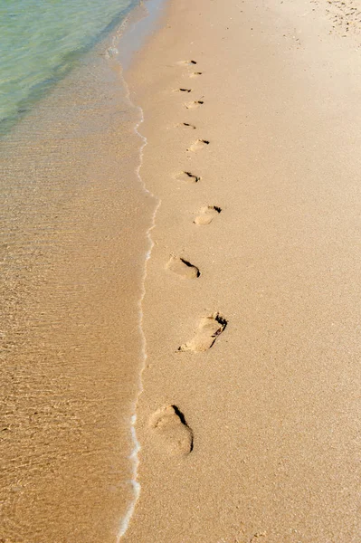 Footprints Wave Sand — Stock Photo, Image