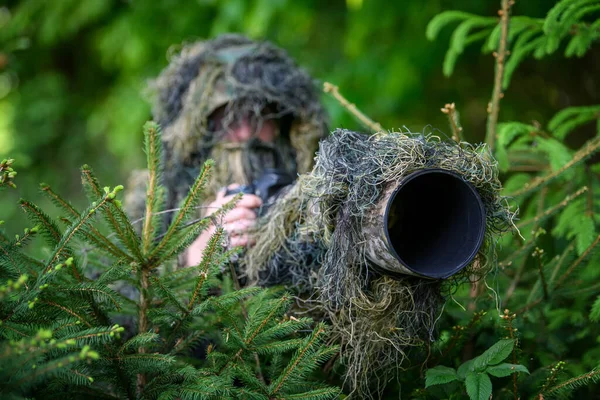 Wildlife Photographer Summer Ghillie Camouflage Suit Working Wild — Stock Photo, Image