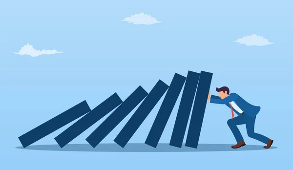 Homme d'affaires poussant contre la chute du pont de domino — Image vectorielle