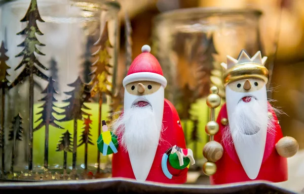 Renkli Ahşap Noel Baba Adil Bir Kral Noel Arka Plan — Stok fotoğraf