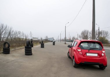 Okul açık havada sürüş Modern araç ve emanet lastikler