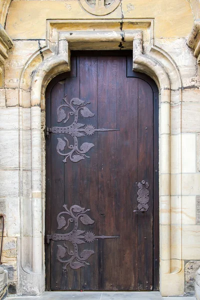 Puerta de madera vieja —  Fotos de Stock