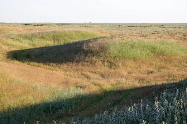 Coucher de soleil dans les steppes du Kazakhstan — Photo