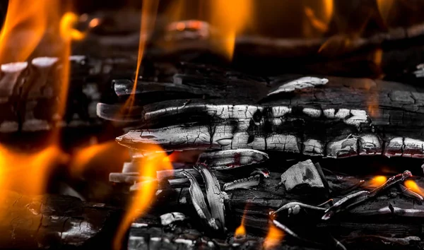 Burning charcoal as background — Stock Photo, Image