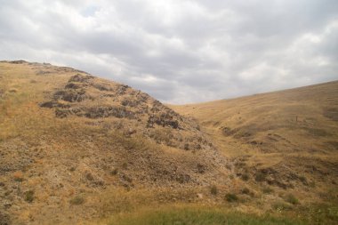 Kazakistan dağlarda. Sonbahar