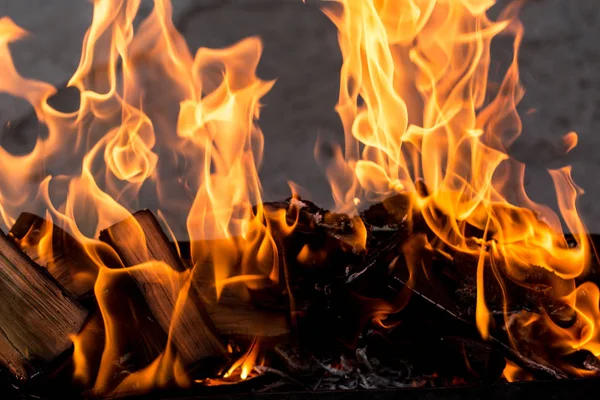 Abstracte achtergrond van een vlam van vuur — Stockfoto