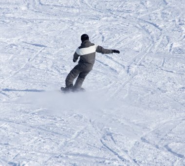 adam içinde belgili tanımlık kış snowboard