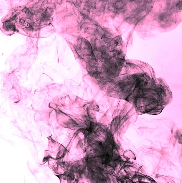 Червоний дим на білому тлі. інверсія — стокове фото