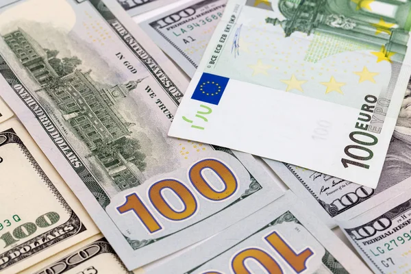 这笔钱的背景。欧元和美元 — 图库照片