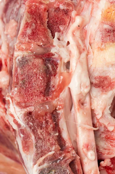 Mięso wieprzowe świeże jako tło — Zdjęcie stockowe