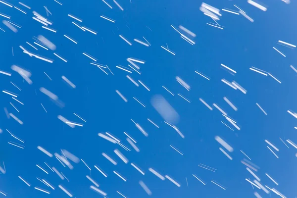 Rain drops on a background of blue sky — Stock Photo, Image