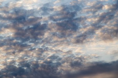 güzel bulutlar şafak güneş arka plan olarak