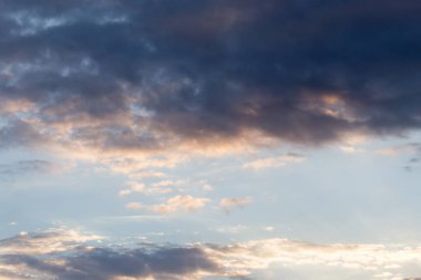 güzel gökyüzü bulutlu şafak