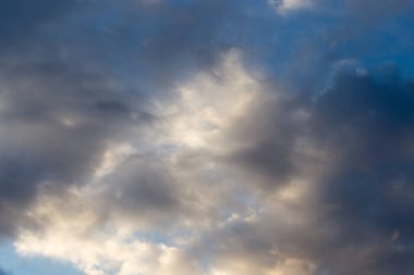 güzel gökyüzü bulutlu şafak