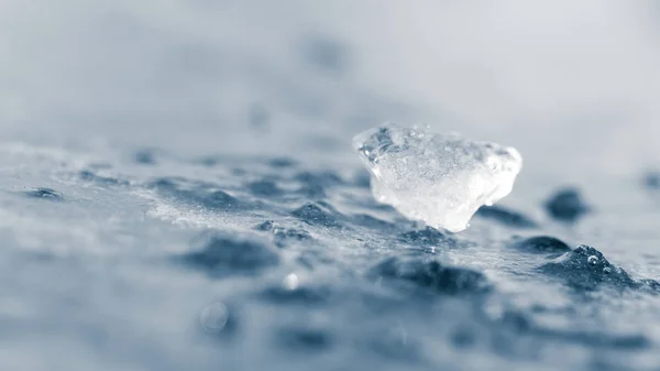 Bakgrund kallt blå is — Stockfoto