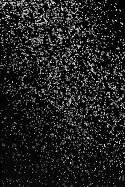 Дождь на чёрном фоне — стоковое фото