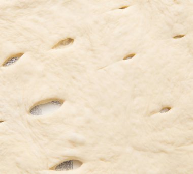 mutfakta yemek için hamur