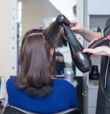 bir güzellik salonu blow-drying