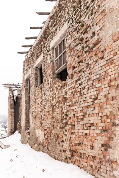 Oude bakstenen muur als achtergrond — Stockfoto