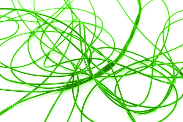 Zielony kabel na białym tle — Zdjęcie stockowe