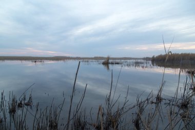 gölde güzel gündoğumu