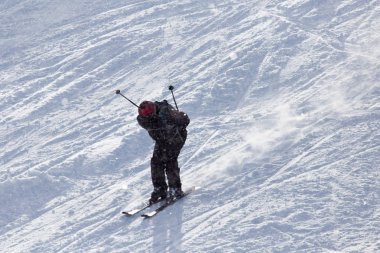 Karda Kayak kişi