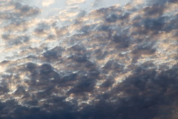 Awan indah fajar matahari sebagai latar belakang — Stok Foto