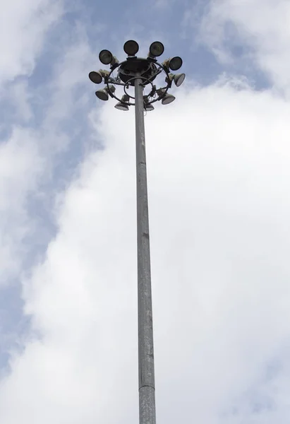 Velký pilíř světla na obloze — Stock fotografie