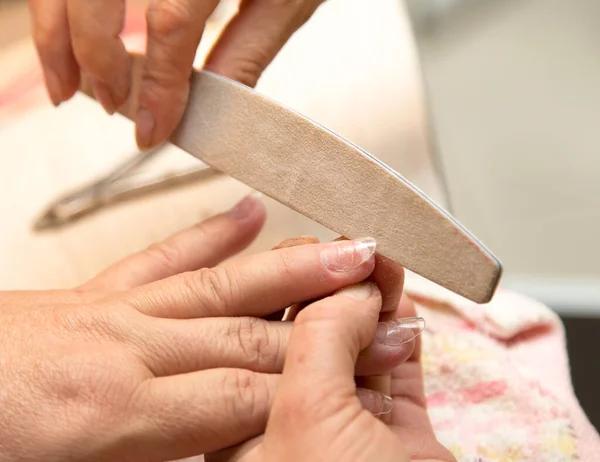 Manicure Een Schoonheidssalon Foto Studio — Stockfoto