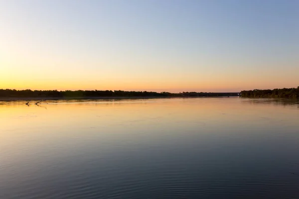Vacker Solnedgång Floden Parken Naturen — Stockfoto