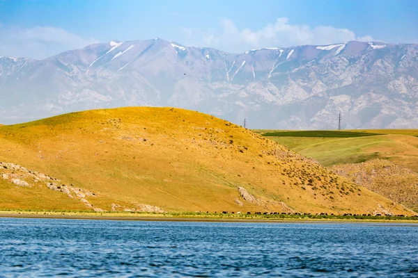 Ein Schöner See Den Bergen Kasachstans — Stockfoto