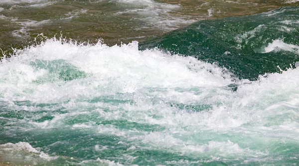 Acque Tempestose Del Fiume Come Sfondo — Foto Stock