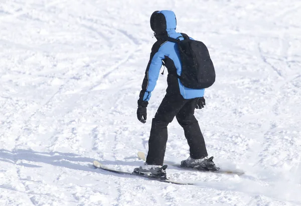 Les Skieurs Dans Neige Hiver — Photo