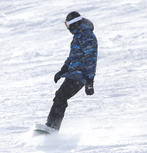 Persone Snowboard Sulla Neve Inverno — Foto Stock