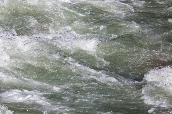 Грубая Вода Горной Реке Парке Природе — стоковое фото