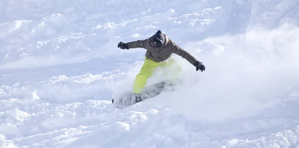 Mennesker Snowboarding Sneen Vinteren - Stock-foto