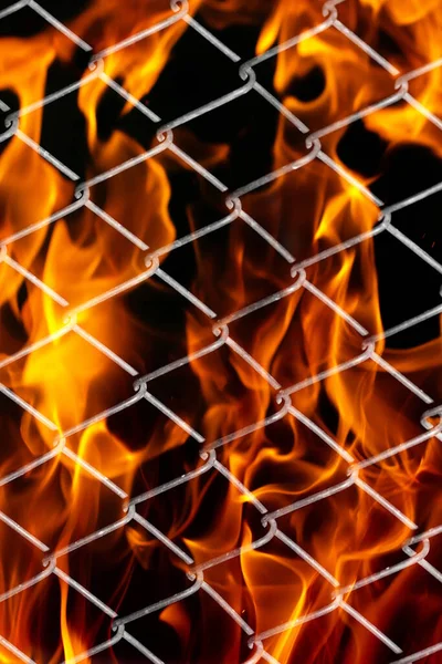 Feuer Einem Metallgitter Foto Einer Abstrakten Textur — Stockfoto