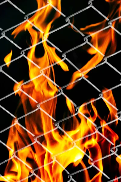 Feuer Einem Metallgitter Foto Einer Abstrakten Textur — Stockfoto