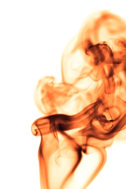 Beyaz arka planda kırmızı duman. Soyut bir dokunun fotoğrafı