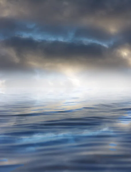 Σύννεφα Αντανάκλαση Στο Νερό Φωτογραφία Αφηρημένης Υφής — Φωτογραφία Αρχείου