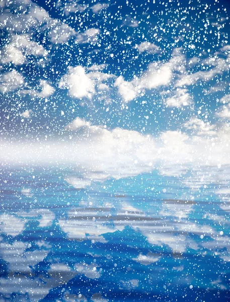 Nevando Mar Com Lindo Céu Fundo Bonito — Fotografia de Stock