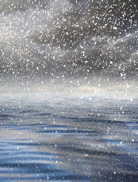 Снег Море Красивым Небом Красивый Фон — стоковое фото