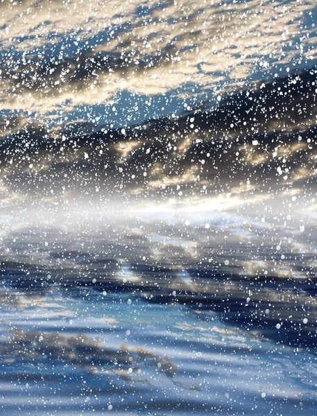 Nevando Mar Con Cielo Hermoso Hermoso Fondo — Foto de Stock
