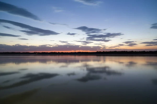 Vacker Solnedgång Sjön Parken Naturen — Stockfoto