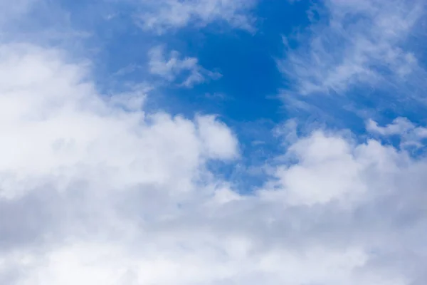 Wolken Blauen Himmel Park Der Natur — Stockfoto