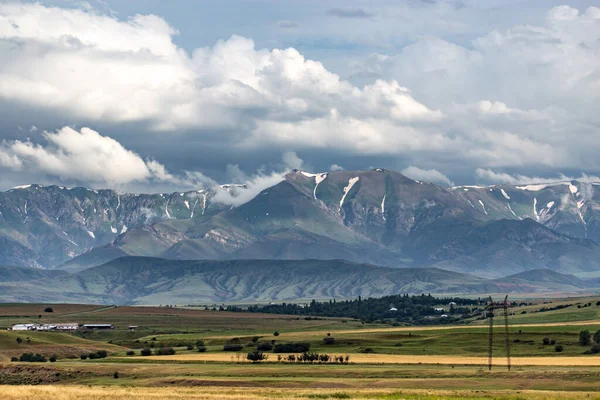 Prachtige Bergen Kazachstan Als Achtergrond — Stockfoto